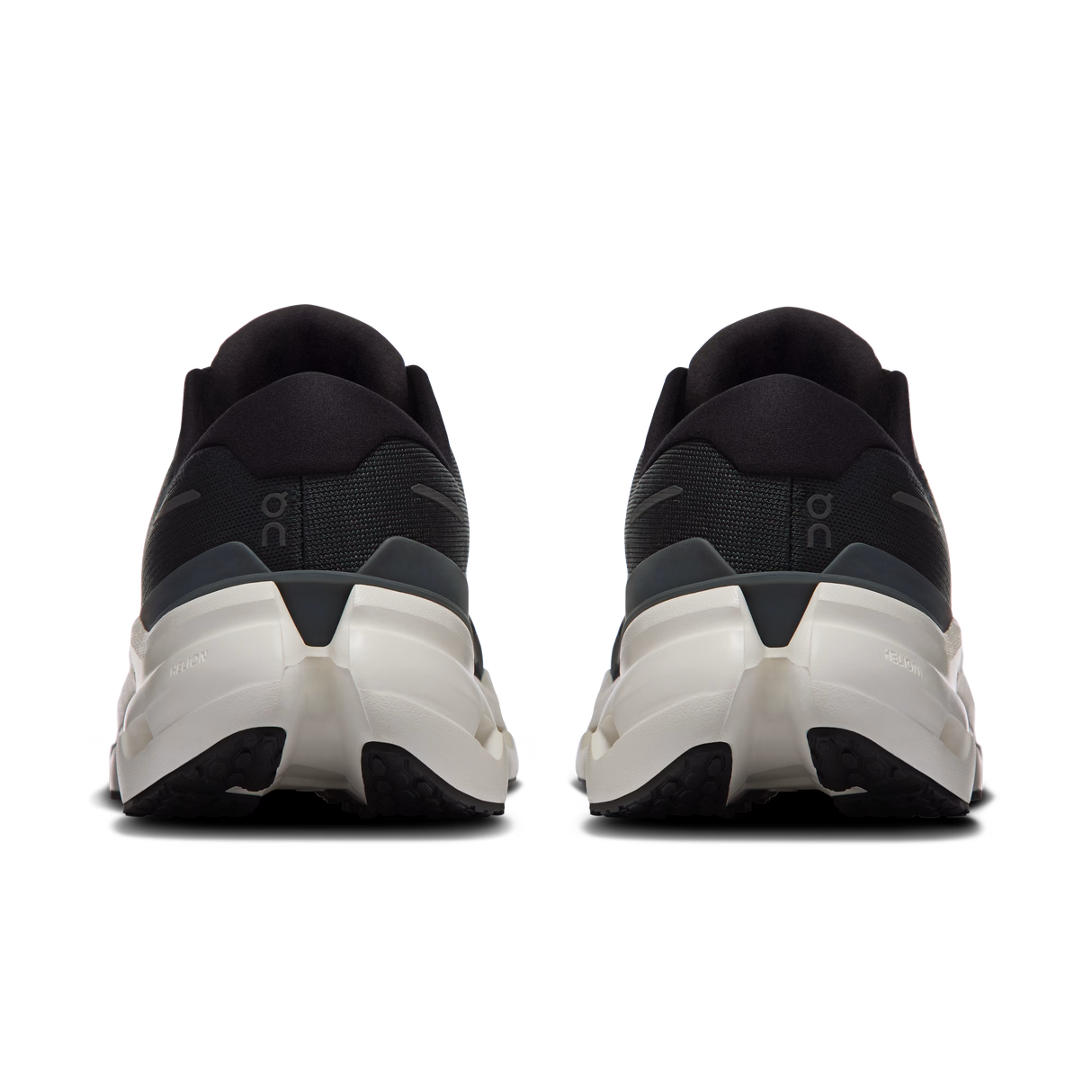 ON shoes Cloudrunner 3 black/ivory