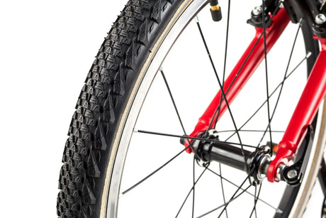 Academy Grade 4 8-Speed - Simple Bike Store