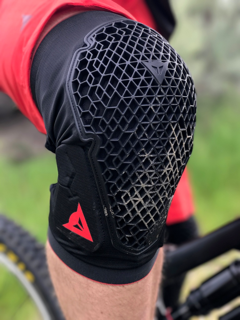 dainese-bruna-celu-pro-armor-black-white