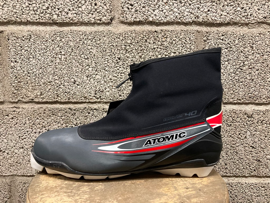 atomic-xc-ski-boots-mover-40