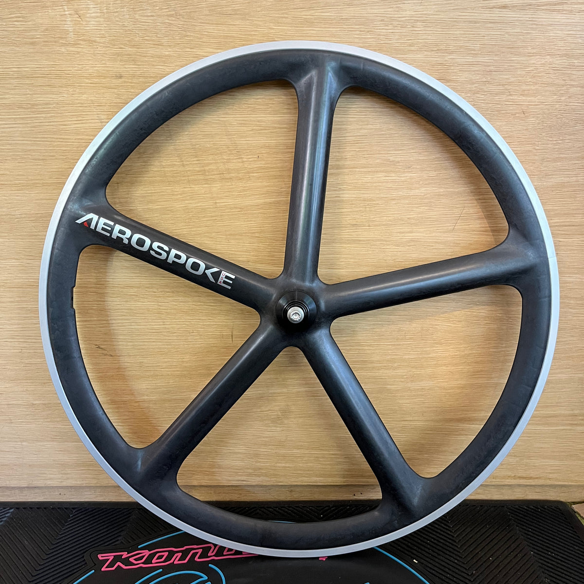 希少AEROSPOKE フロント用 700C 希少AEROSPOKE フロント用 700C 希少AEROSPOKE フロント用 700C 希少