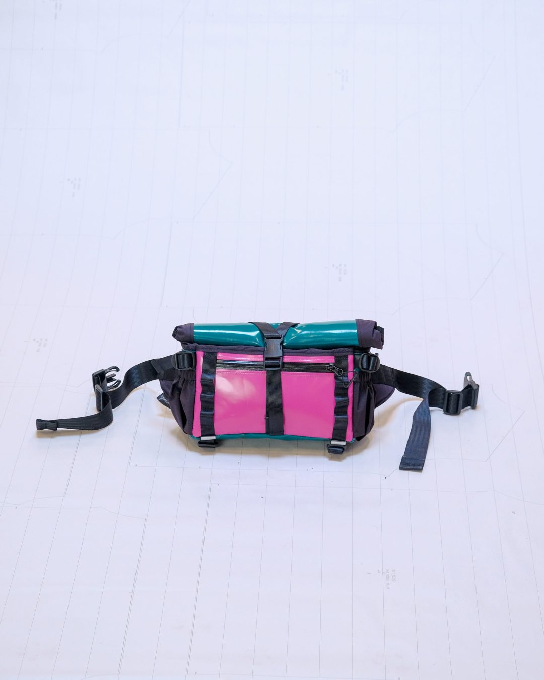 Manivelle Hip/Sling Bag "La Grande Banane"