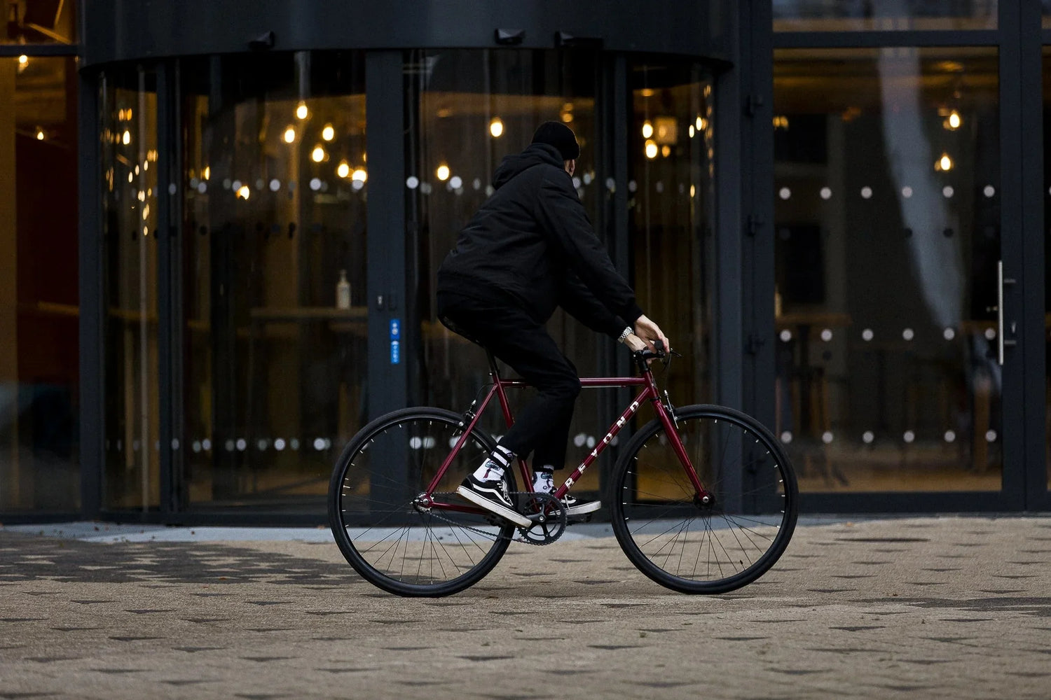 Beyond Cycles Viking Red - Simple Bike Store