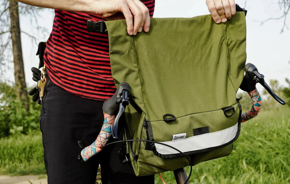 Road Runner Bags Middle Earth Jammer Handlebar Bag - Simple Bike Store