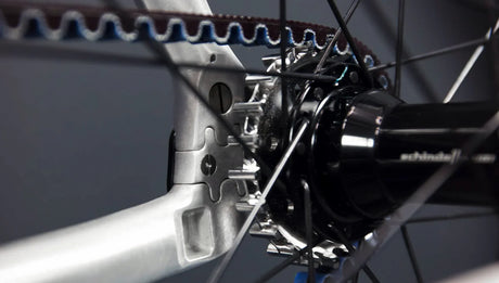 Schindelhauer Viktor - Simple Bike Store