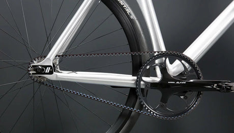 Schindelhauer Viktor - Simple Bike Store