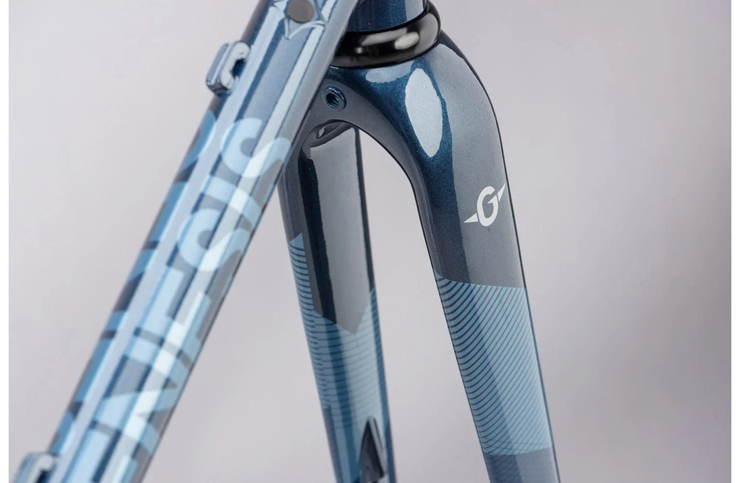 Genesis Equilibrium Disc 725 Frameset - Simple Bike Store