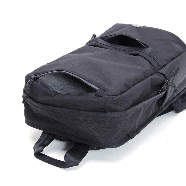 Chrome Industries Hondo Backpack 18L - Simple Bike Store