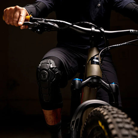 G-Form Pro X3 Knee Guards - Simple Bike Store