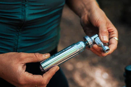Lezyne CO2 Pump Alloy Drive CNC - Simple Bike Store