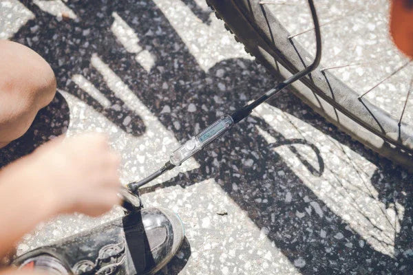 Lezyne Mini Pump CNC Micro Floor Drive Digital HVG - Simple Bike Store