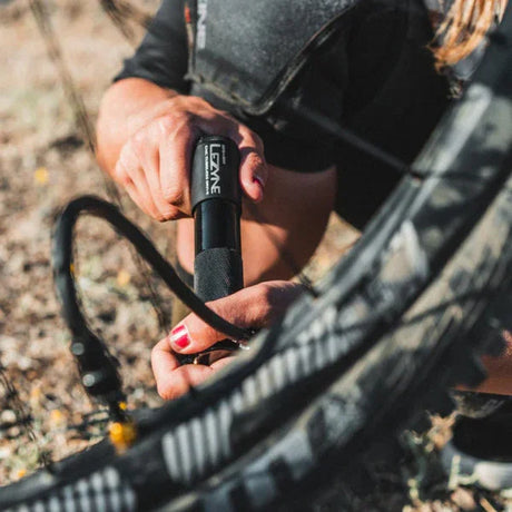Lezyne Hand Pump CNC Tubeless Drive - Simple Bike Store