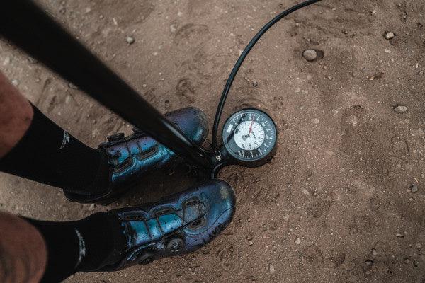 Lezyne Floor Pump Classic Floor Drive - Simple Bike Store