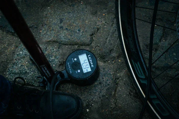 Lezyne Floor Pump Digital Drive 3.5 CNC - Simple Bike Store