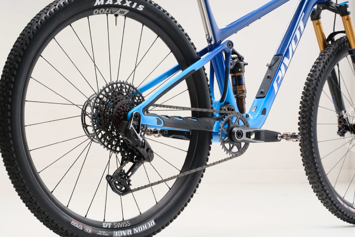 Pivot Mach 4 SL Pro X0 Eagle Transmission