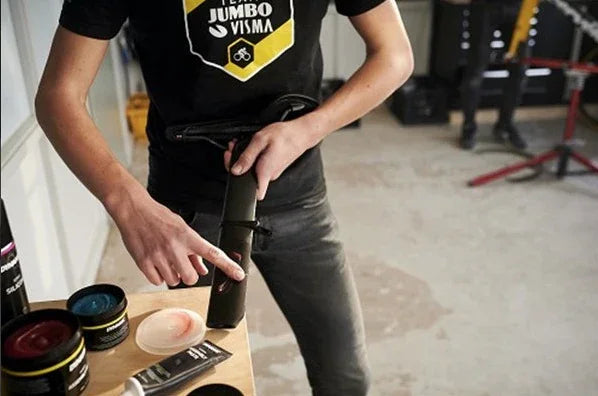 Dynamic Carbon Assembly Paste - Simple Bike Store