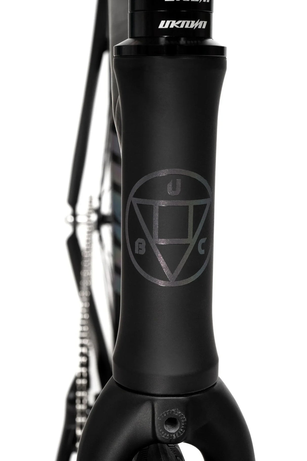 UNKNOWN Bikes Singularity - Black/Chameleon - Simple Bike Store