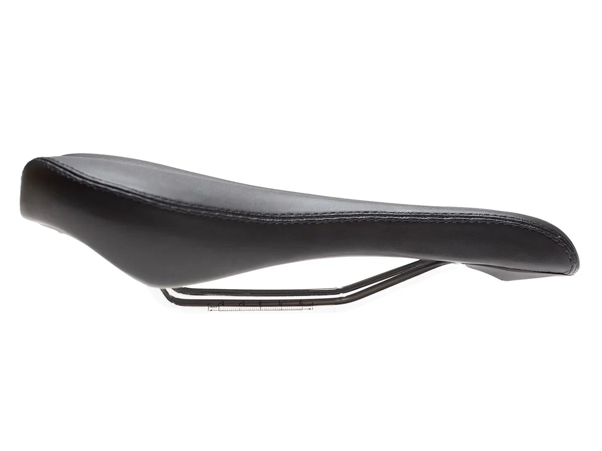 BLB Curve Race Saddle - Simple Bike Store