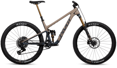Pivot Trailcat LT Expert XT Di2