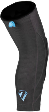 7IDP Sam Hill Lite Elbow Pads - Simple Bike Store