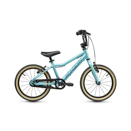 Academy Grade 3 - Simple Bike Store