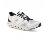 on-apavi-cloud-x3-w-white-black