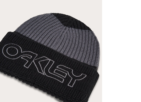 oakley-cepure-ziemas-tnp-deep-cuff-beanie-blackout