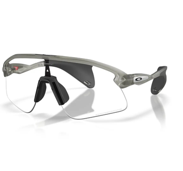 oakley-stunt-devil-grey-ink-w-photochromic-saulesbrilles