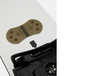 burton-med-spike-mat-clear-pretslides-uzlime-uz-dela-virsmas