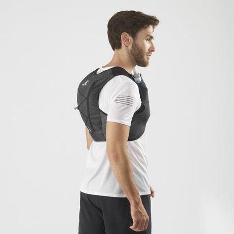 salomon-soma-muguras-ar-hidrantiem-active-skin-4-set-ebony-grey