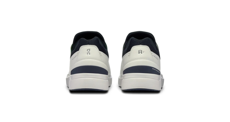 on-apavi-the-roger-advantage-black-white