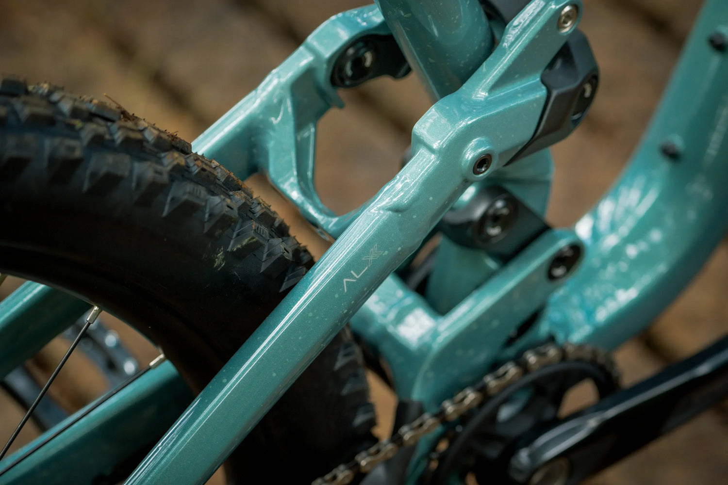 Polygon Collosus N7 - Simple Bike Store