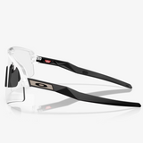 OAKLEY sunglasses Sutro Lite Sweep matt clear w/photochromic