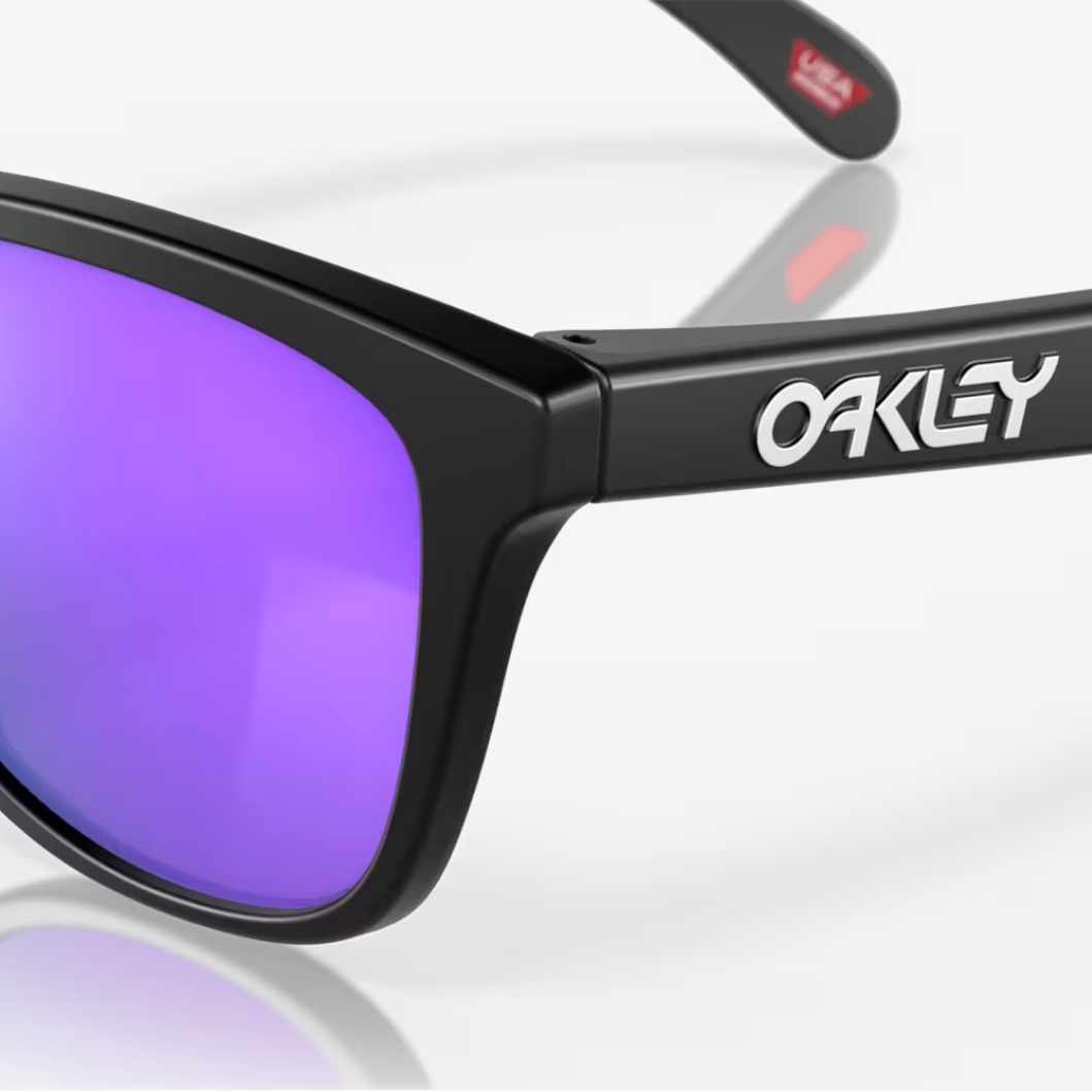 OAKLEY sunglasses Frogskins matt black w/prizm violet