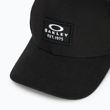 OAKLEY Patch Trucker blackout cap
