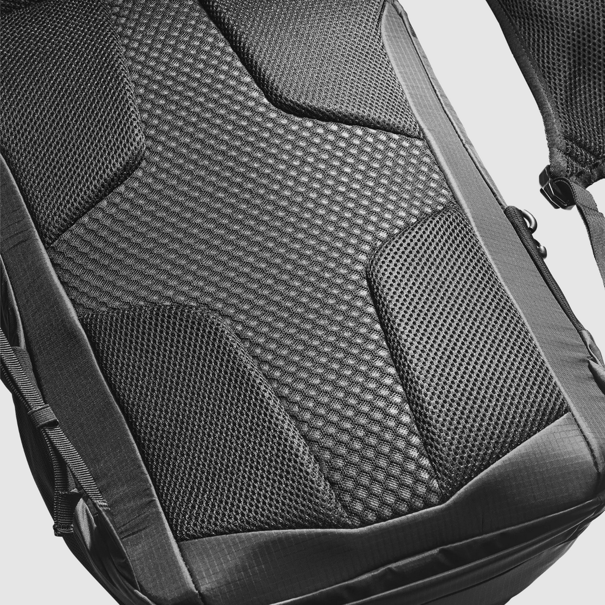 SALOMON backpack XT 25 black