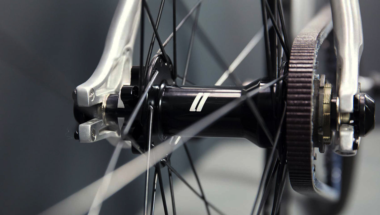 Schindelhauer Viktor - Simple Bike Store