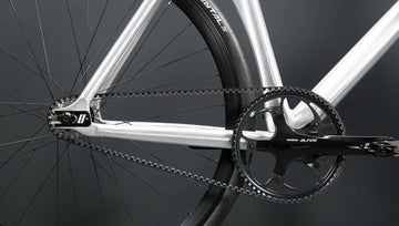 Schindelhauer Viktor - Simple Bike Store