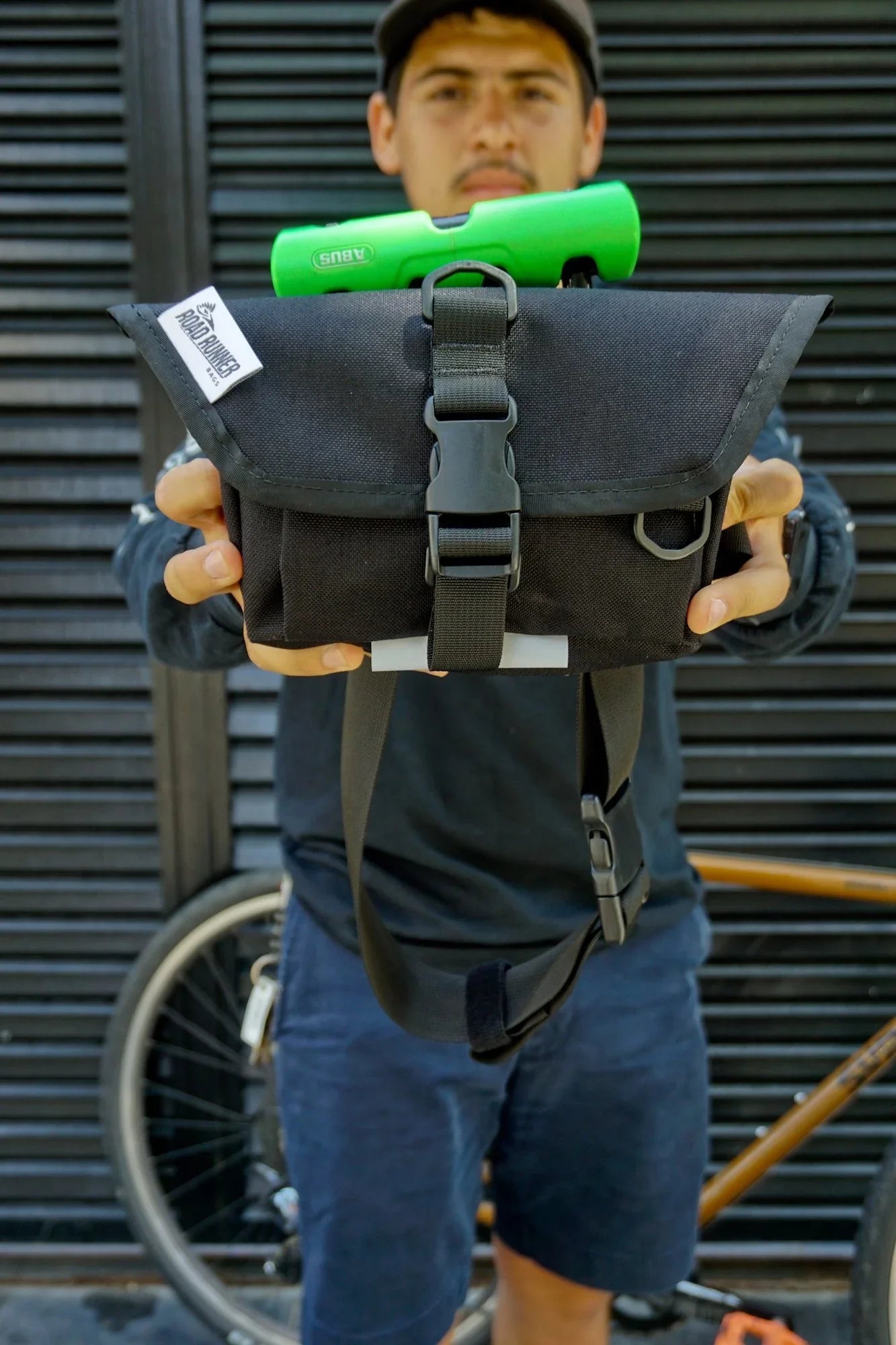 Road Runner Hip Bag – Simple Bike Store