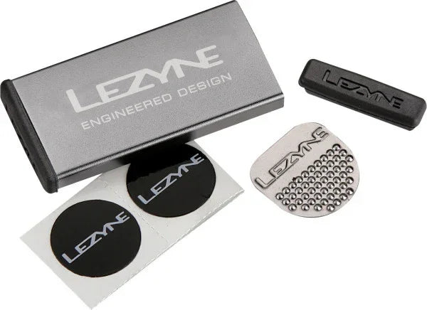 fahrradtasche reparaturset Lezyne Reparaturset Metall – Simple Bike Store