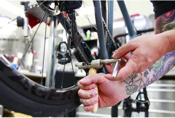 Lezyne Classic Chain Breaker Tool - Simple Bike Store