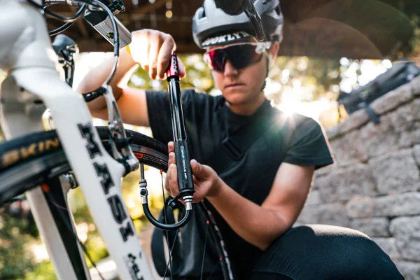 Lezyne Hand Pump Grip Drive HP - Simple Bike Store