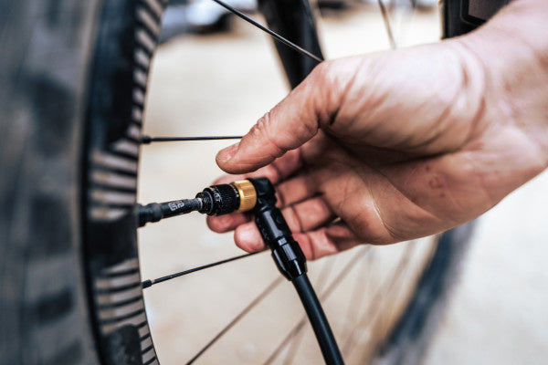 Lezyne Floor Pump Gravel Digital Drive - Simple Bike Store
