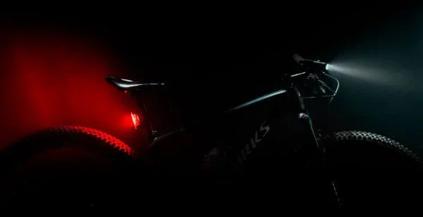 Lezyne Strip Drive PRO Rear 400+ - Simple Bike Store