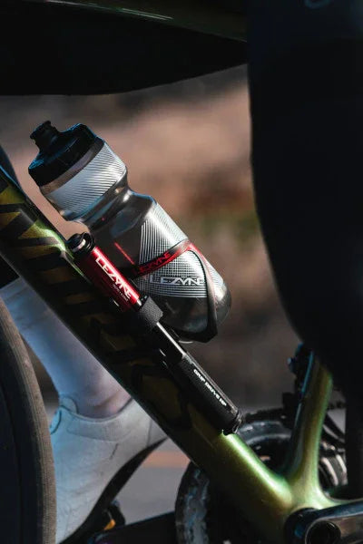 Lezyne Waterbottle Holder Carbon Team - Simple Bike Store