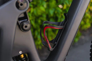 Lezyne Waterbottle Holder Carbon Team - Simple Bike Store