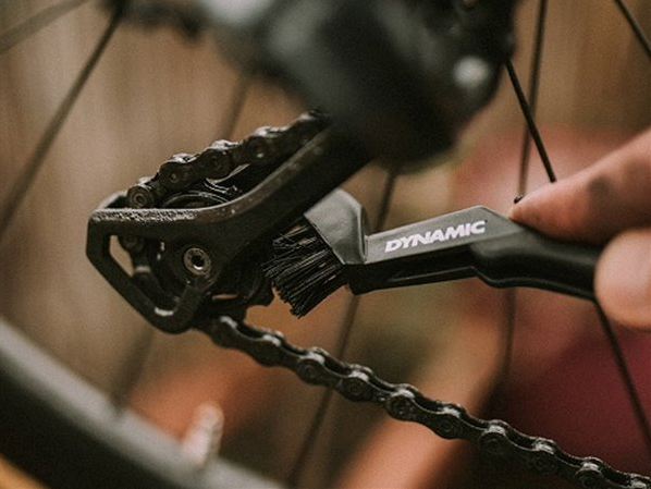 Dynamic Drivetrain Detailing Brush - Simple Bike Store