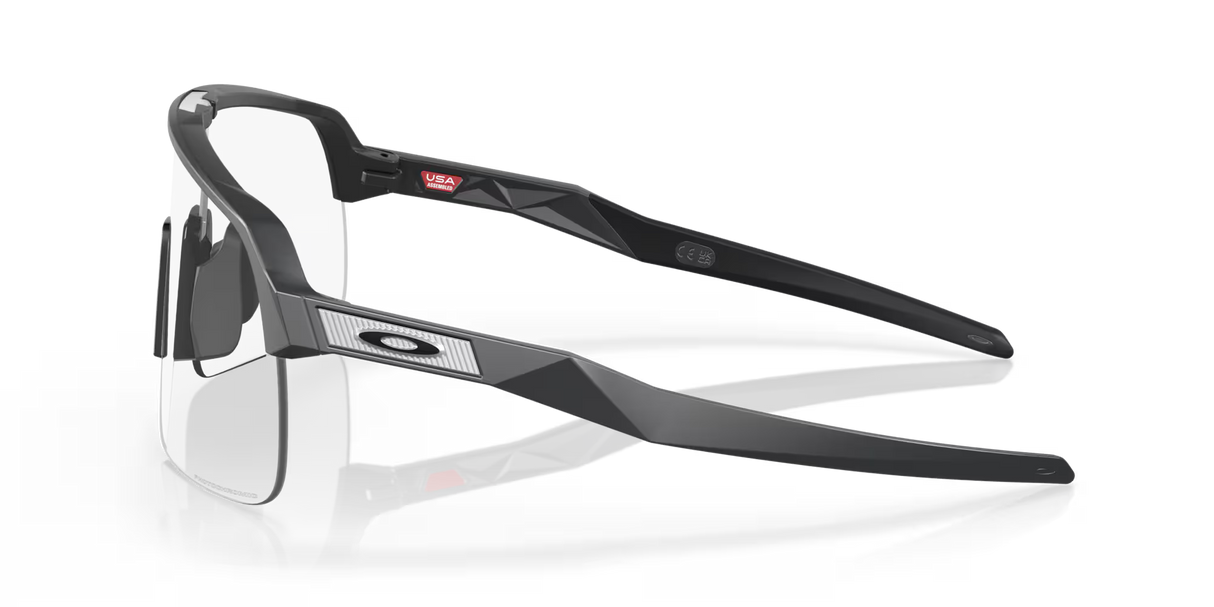 OAKLEY sunglasses Sutro Lite Sweep matt black w/clear photochromic