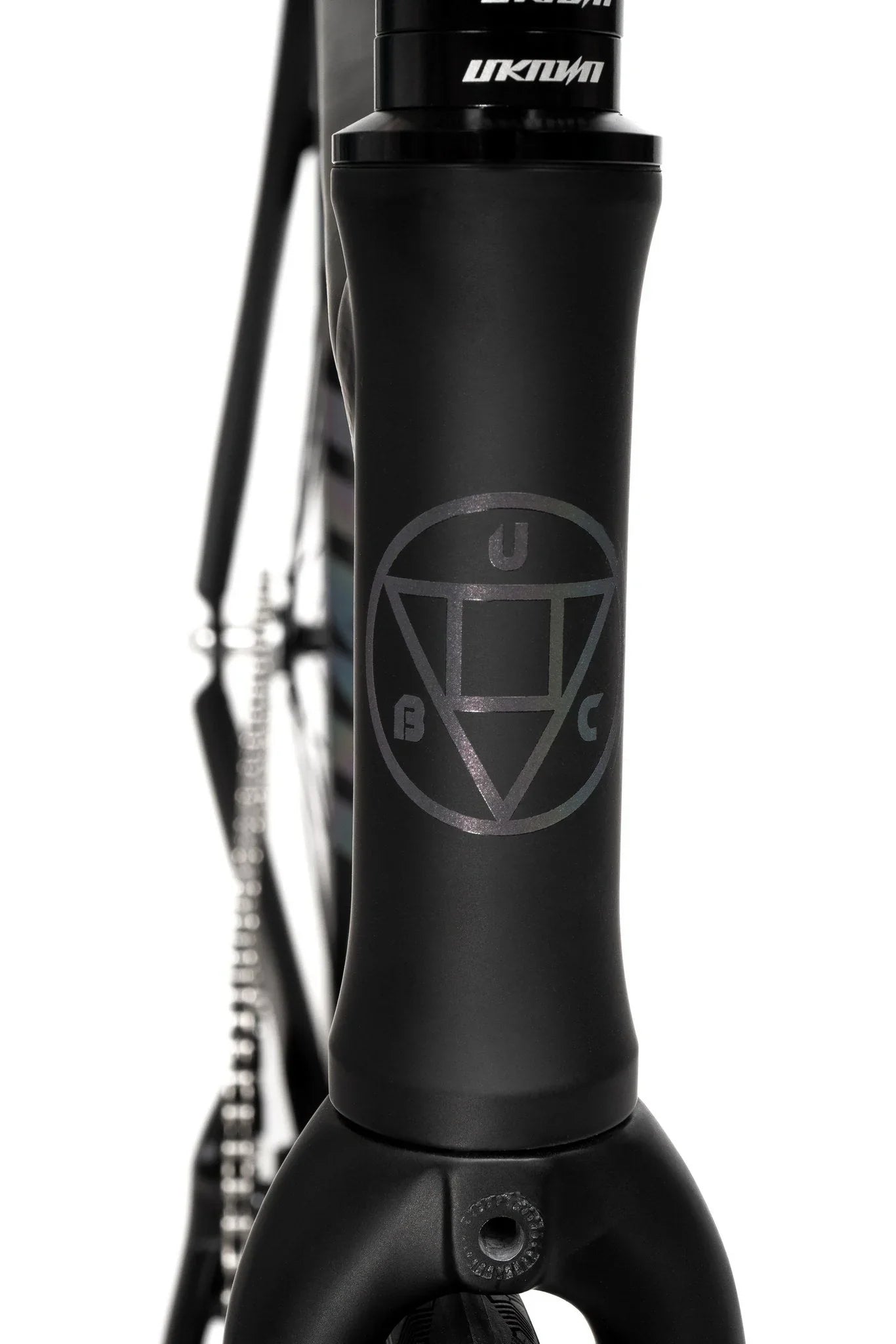 UNKNOWN Bikes Singularity Black/Chameleon – Simple Bike Store