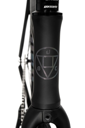 UNKNOWN Bikes Singularity - Black/Chameleon - Simple Bike Store
